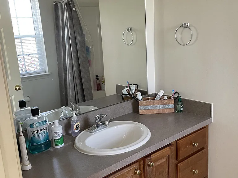 555 Station Ln #101 — Photo 15
