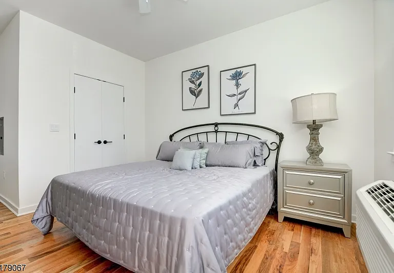 610 Mill St #333 — Photo 9