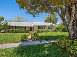 541 Lighthouse Dr, North Palm Beach, FL 33408