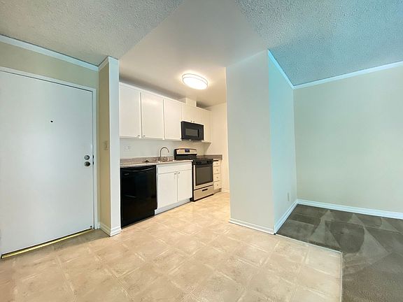 4th image of 3400 Ben Lomond Pl #110