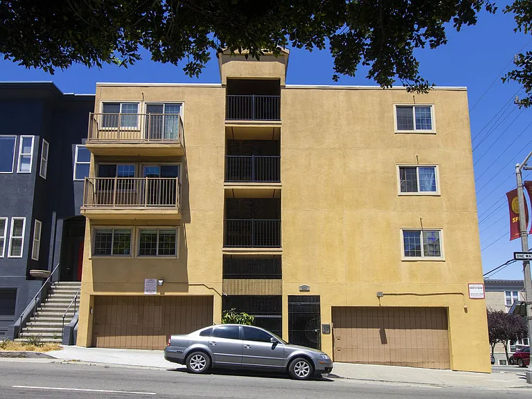 600 Oak St — Photo 6