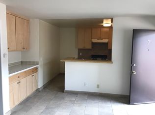 14215 Calvert St APT 7, Van Nuys, CA 91401
