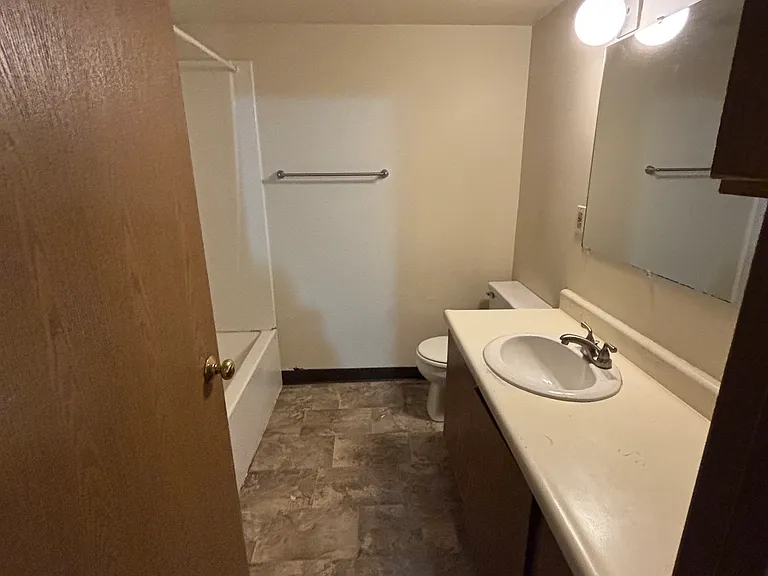 3043 Highland Dr #A — Photo 5