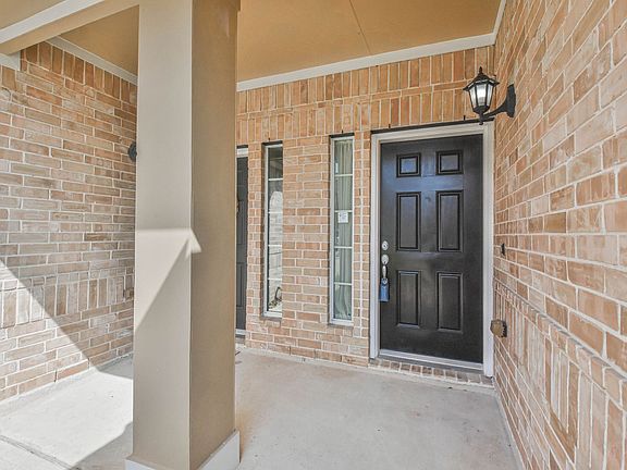 4th image of 18714 Cypress Loch Dr