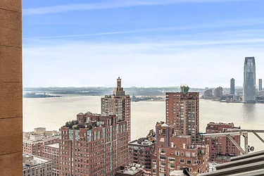 Rented by Triumph Property Group