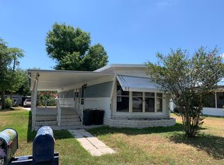 6253 Ohio St, Zephyrhills, FL 33542