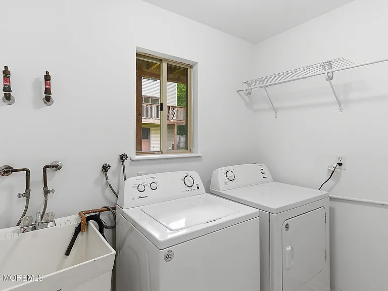 190 Spruce St #10 — Photo 10