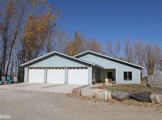 2525 Highway 69, Garner, IA 50438