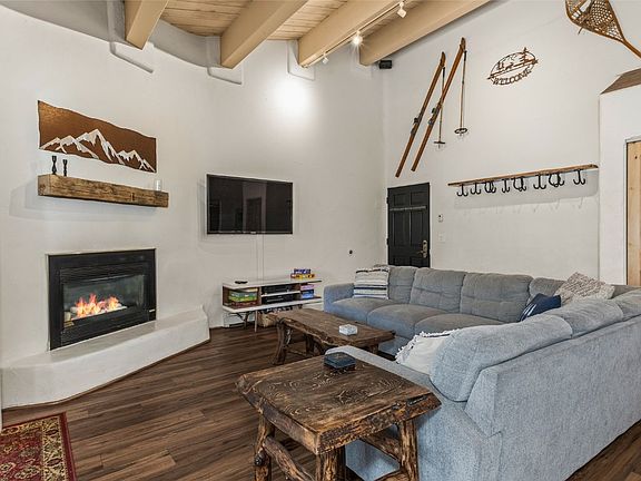 2nd image of 2315 Apres Ski Way UNIT 212
