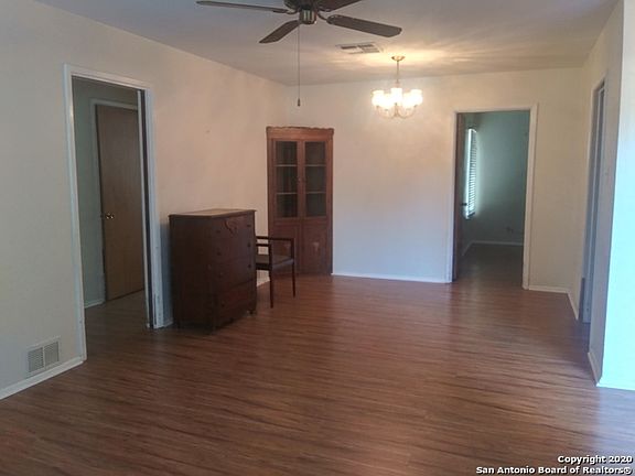5th image of 306 Haverford Dr