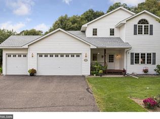 6018 Red Oak Dr, Rockford, MN 55373