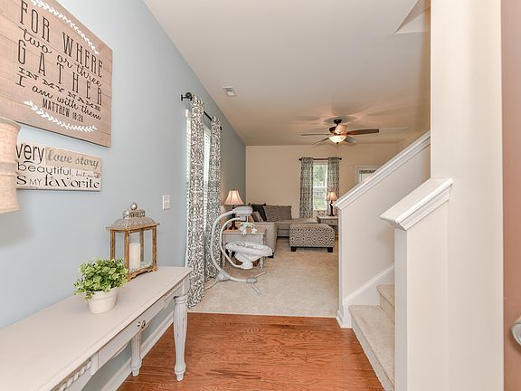 5th image of 9205 Magnolia Lily Avenue