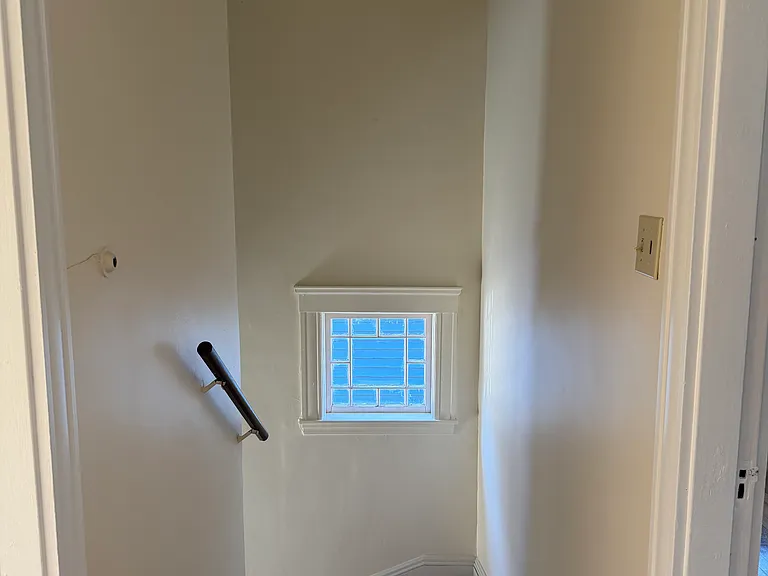 157 Hillside St — Photo 14
