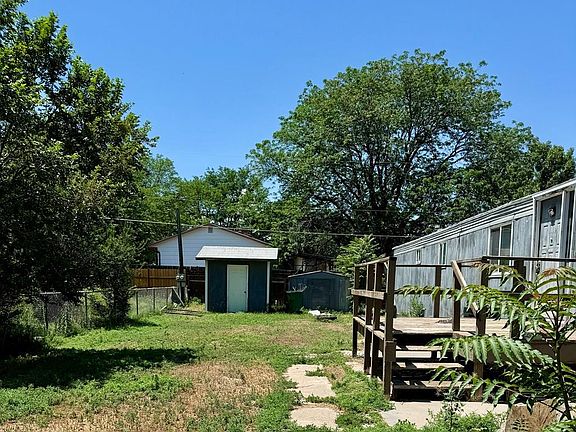 3rd image of 2135 Hellbeck Dr