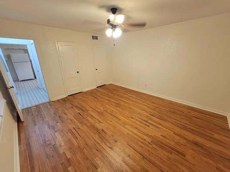 200 Jefferson St — Photo 7