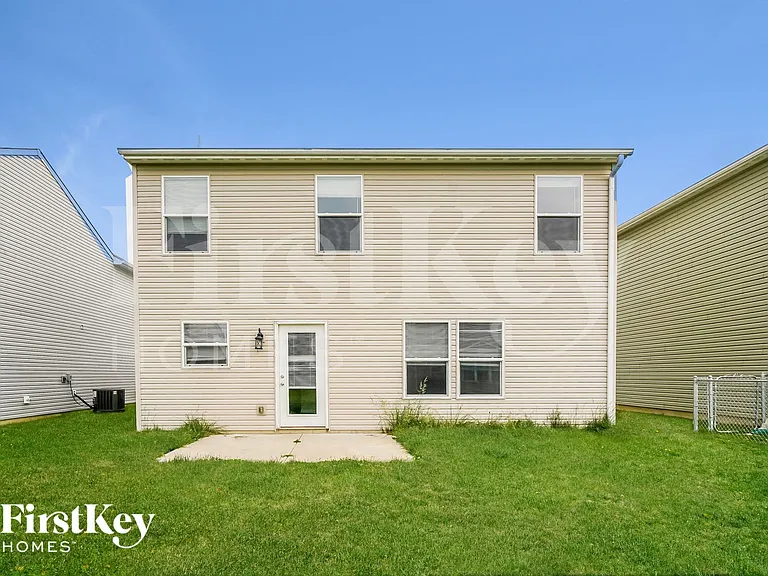 8123 Fisher Bend Dr — Photo 15