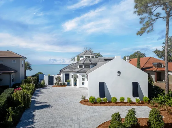 3016 Bay Villas Dr, Miramar Beach, FL 32550