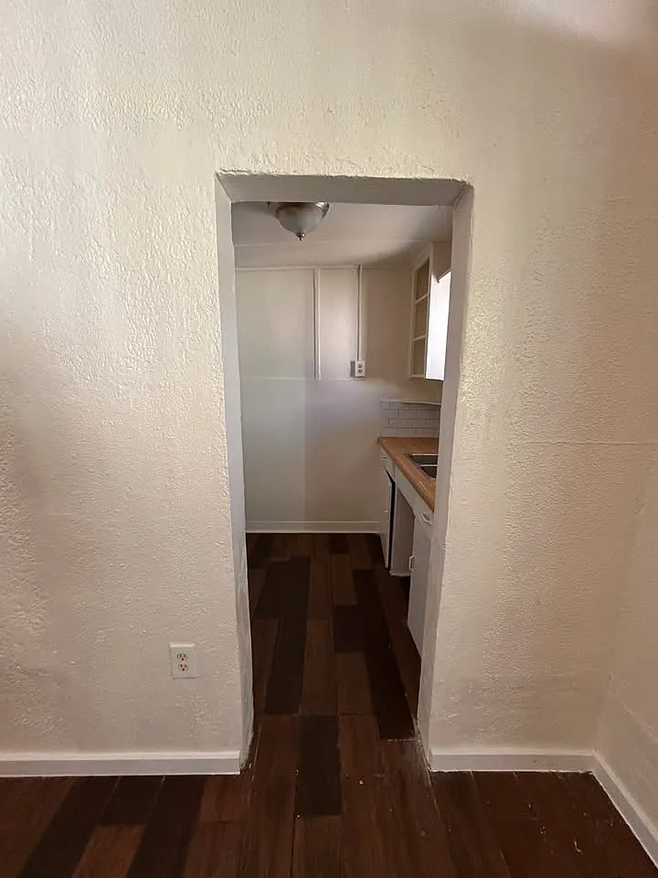 Studio, 340 sqft, $850 — Photo 4