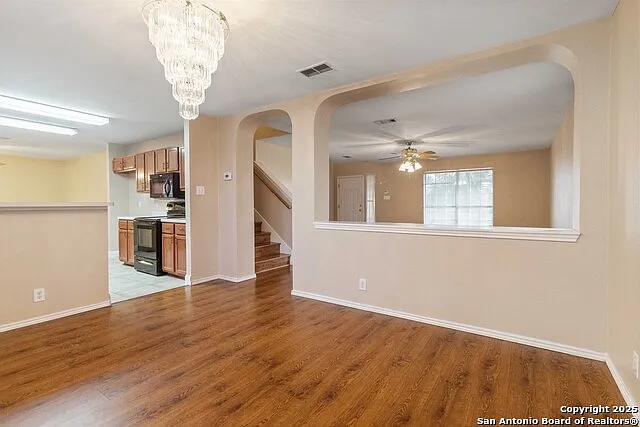 5207 Wood Glen Dr — Photo 9