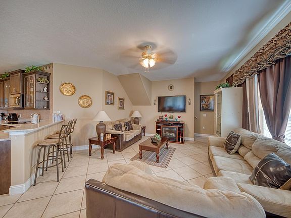 5th image of 523 Glenbrook Cir