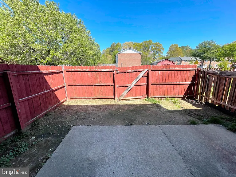 21845 Ronald Dr — Photo 22