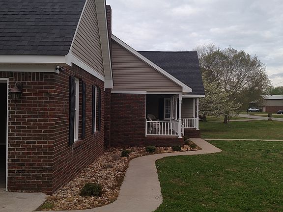 Beautiful Curved Sidewalk