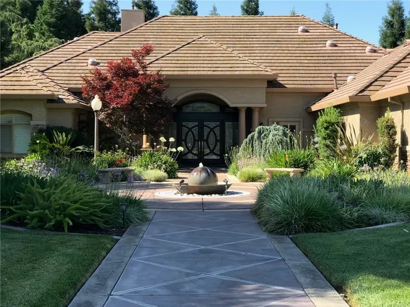 2326 E South Bear Creek Dr, Merced, CA 95340