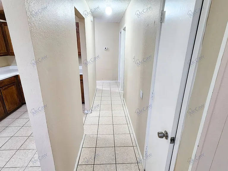 7761 Sable Ln — Photo 8
