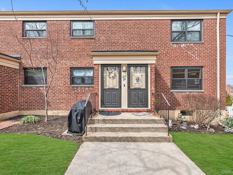 1st image of 21929 75th Ave #300A2