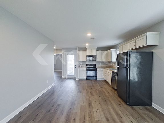 5th image of 150 Wexford Way