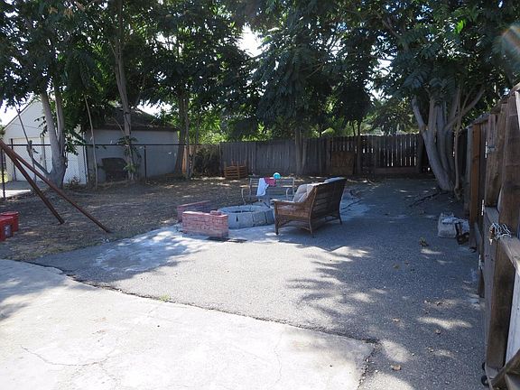 5th image of 1517 Pomona Ave
