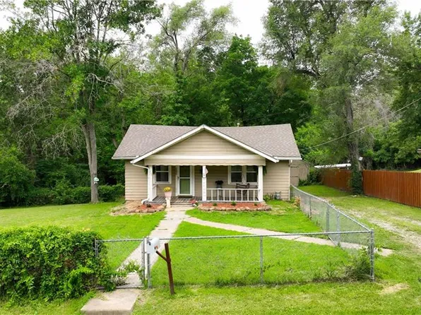 732 N Kiger Rd, Independence, MO 64050