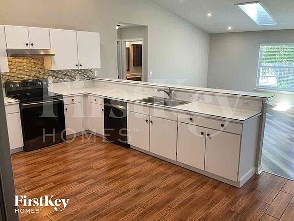 4th image of 9059 Rockpond Meadows Dr