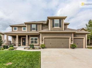 16336 S Locust St, Olathe, KS 66062