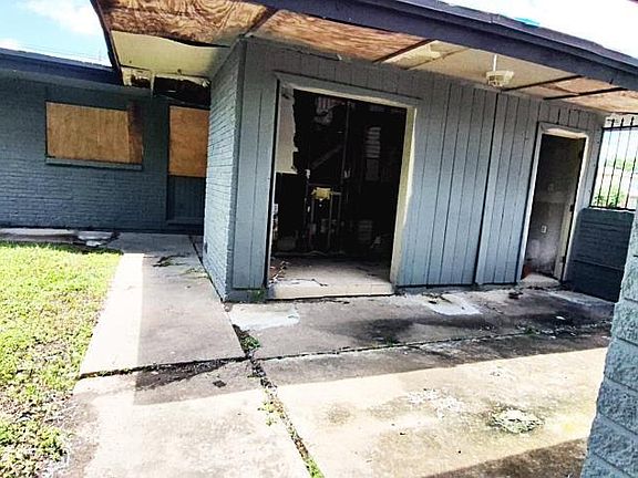 4th image of 4524 Balkin St