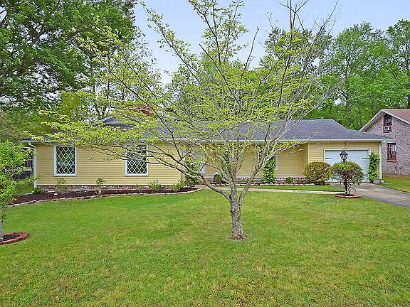 2nd image of 8461 Deerwood Dr