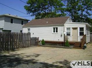 489 Mantoloking Rd, Brick, NJ 08723