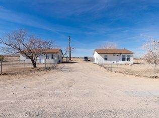 620 Colonial Dr, Barstow, CA 92311