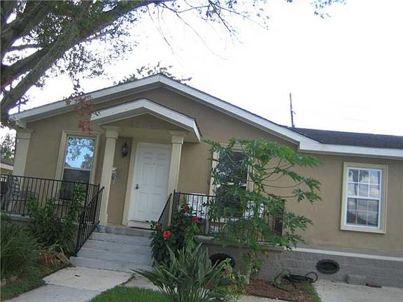 4th image of 4209 W Loyola Dr