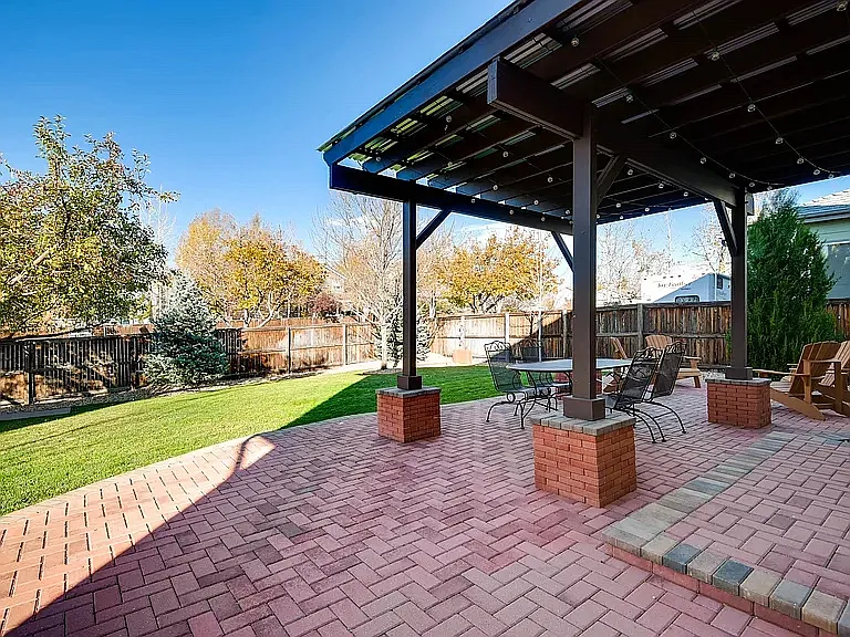 1315 Iris Cir — Photo 19