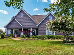 1109 Morningstar Lake Rd, Forest City, NC 28043