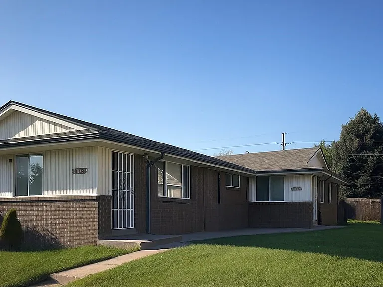 11038 E 4th Way #A — Photo 1