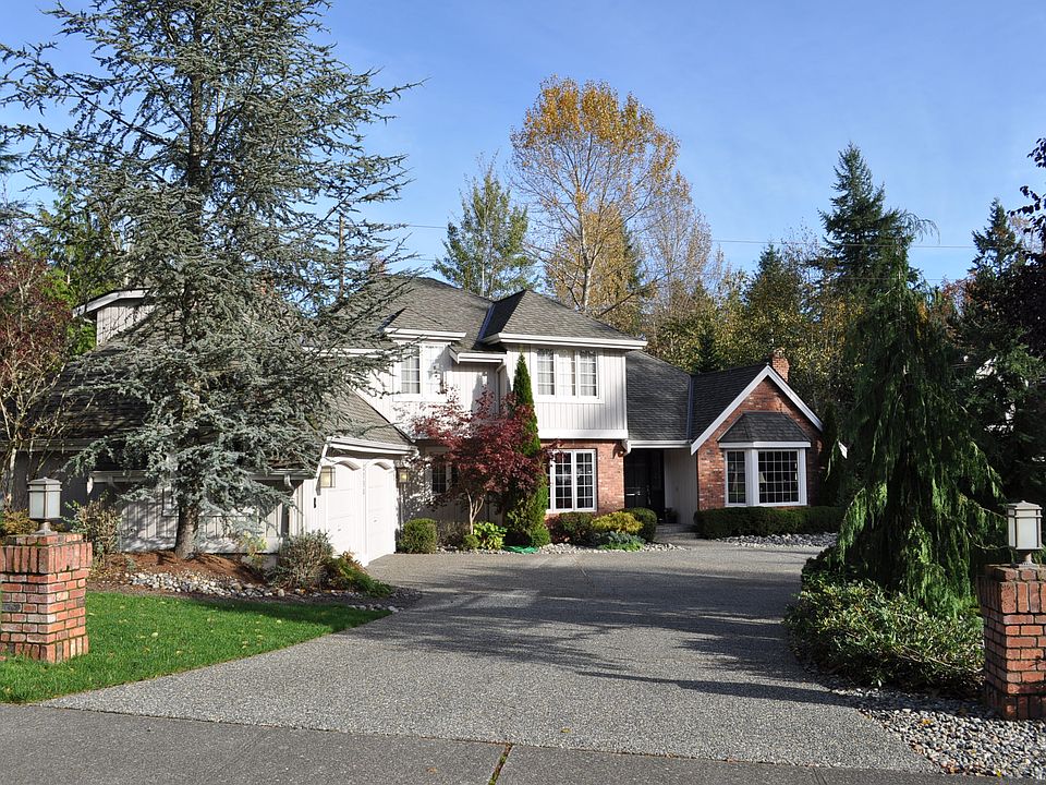1st image of 2734 226th Pl NE