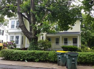 97 Dean Ave #1, Franklin, MA 02038