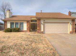 1522 S Nyssa Pl, Broken Arrow, OK 74012