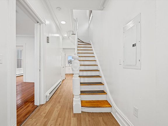 4th image of 38 Fairview Ave #1