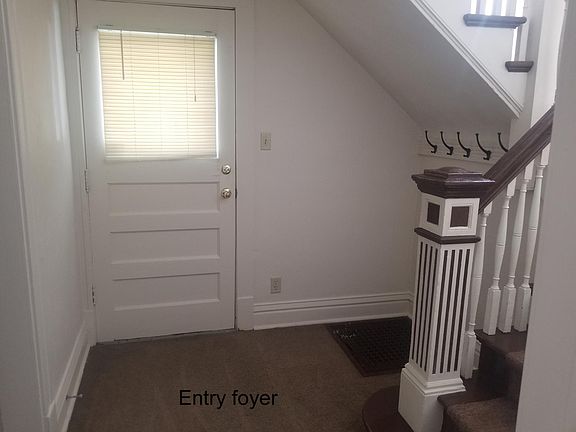 2nd image of 822 E Cass St
