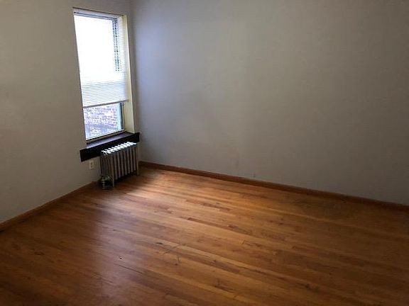 5th image of 7736 S Kingston Ave #5