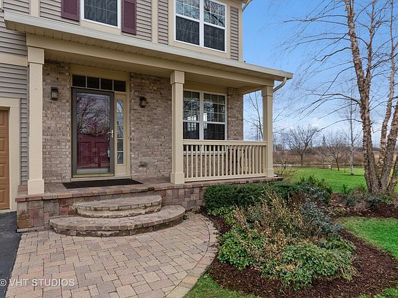 2nd image of 251 Lillian Pl