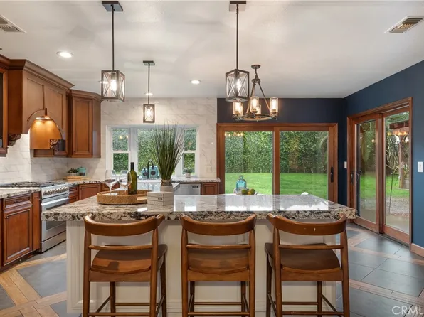 412 Kimberly Ave, San Dimas, CA 91773